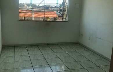 Imagem: A casa possui 2 Dormitórios, 1 Banheiro e está localizado