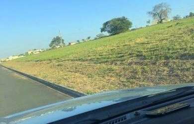 Imagem 2: Terreno à venda, 1000 m² por R$ 225.000,07 - Condomínio Village Ipanema...