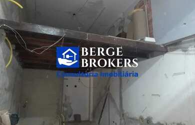 Imagem 10: Loja com vaga na escritura no Shopping dos Antiquários