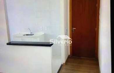 Imagem: O apartamento possui 2 Dormitórios, 2 Banheiros, 1 Vaga na