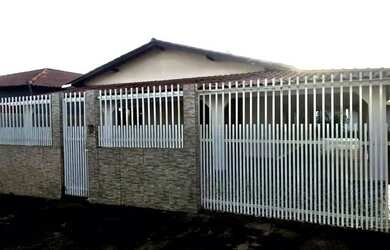 Imagem: A casa em condomínio possui 3 Dormitórios, 4 Banheiros e