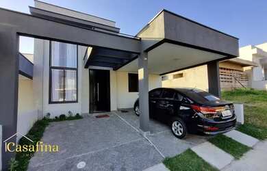 Imagem 1: Casa a venda no condomínio horto florestal villagio com piscina