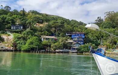 Imagem: A casa possui 5 Dormitórios, 4 Banheiros, 190m² de Área e