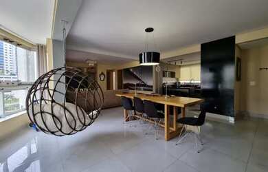 Imagem: O apartamento possui 3 Dormitórios, 2 Banheiros, 2 Vagas na