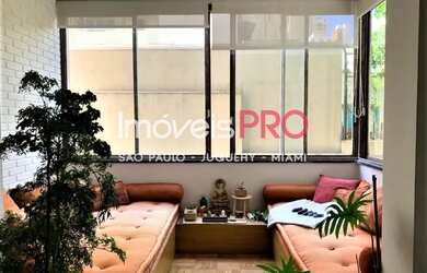 Imagem 9: Janelas do piso ao teto. Próximo a Santa Luzia e Clube Paulistano. Jardins Nobre