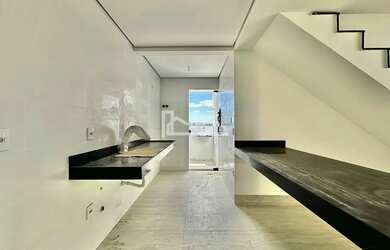 Imagem 6: Cobertura à Venda no bairro Itapoã, 4 Quartos sendo 2 Suítes, 2 Vagas...