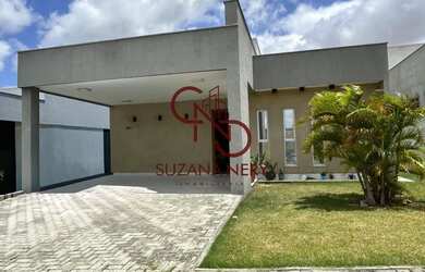 Imagem: A casa em condomínio possui 5 Dormitórios, 5 Banheiros, 2