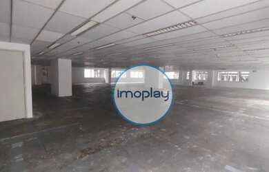 Imagem 2: Conjunto comercial com 1024m² vão livre, com piso elevado, 04 banheiros,...