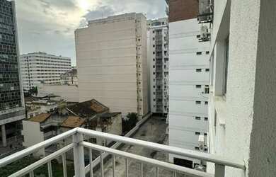 Imagem: O apartamento possui 3 Dormitórios, 2 Banheiros, 1 Vaga na