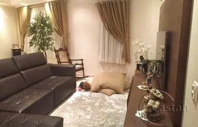 Imagem: A casa possui 3 Dormitórios, 4 Banheiros, 4 Vagas na garagem