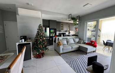 Imagem: O apartamento possui 3 Dormitórios, 2 Banheiros, 2 Vagas na