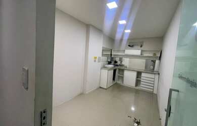 Imagem 4: Barra, 150m2, próximo ao Farol da Barra, pronta clinica