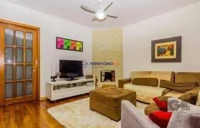 Imagem: A casa possui 5 Dormitórios, 5 Banheiros, 5 Vagas na garagem