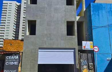 Imagem: A casa possui 5 Dormitórios, 5 Banheiros, 397m² de Área