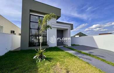 Imagem: A casa em condomínio possui 3 Dormitórios, 2 Banheiros, 2