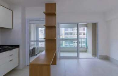 Imagem: O apartamento possui 1 Dormitório, 1 Banheiro, 1 Vaga na garagem