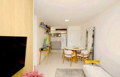 Imagem 6: Novinho, em frente ao supermercado Bahamas do Teixeiras para venda