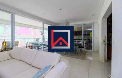 Imagem: O apartamento possui 4 Dormitórios, 5 Banheiros, 4 Vagas na