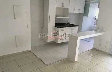 Imagem: O apartamento possui 1 Dormitório, 1 Banheiro, 1 Vaga na garagem