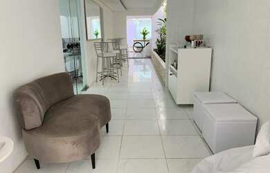 Imagem: A casa possui 5 Dormitórios, 3 Banheiros, 375m² de Área