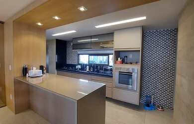 Imagem: O apartamento possui 3 Dormitórios, 3 Banheiros, 3 Vagas na