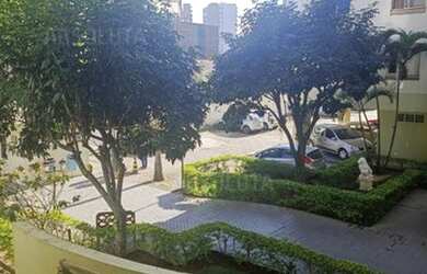 Imagem: O apartamento possui 3 Dormitórios, 1 Banheiro, 1 Vaga na garagem