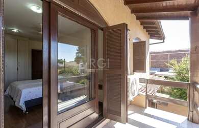 Imagem 16: Casa em Tristeza. Piscina, Churrasqueira, Varandae200m² de Área