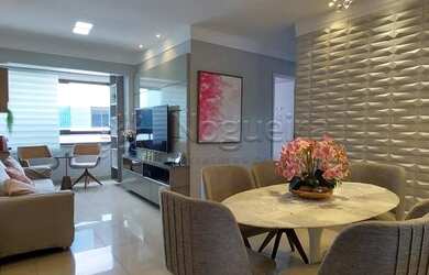 Imagem: O apartamento possui 3 Dormitórios, 2 Banheiros, 1 Vaga na