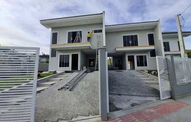 Imagem 1: Sobrado Alto Padrão no loteamento San Marino em São José