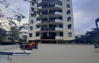 Imagem: O apartamento possui 3 Dormitórios, 1 Banheiro, 1 Vaga na garagem