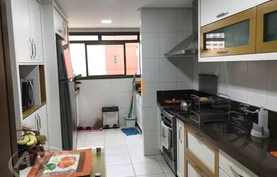 Imagem: O apartamento possui 2 Dormitórios, 2 Banheiros, 2 Vagas na