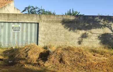 Imagem: O terreno possui 306m² de Área e está localizado em Jardim