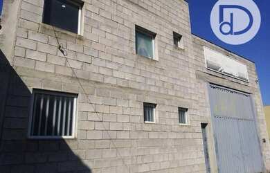 Imagem 5: Galpão para alugar, 200 m² por R$ 3.800,00/mês - Vila Pompéia - Vinhedo/SP