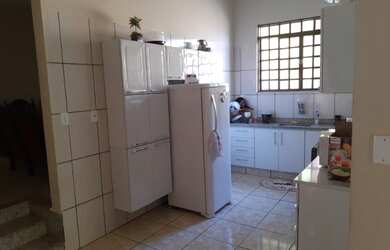 Imagem 3: Grande casa temporada ao lado da pista Velocitta em mogi guaçu