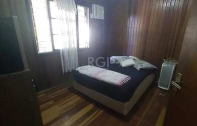 Imagem 3: Casa em Ponta Grossa. 99m² de Área, 2 Vagas na garageme3 Dormitórios