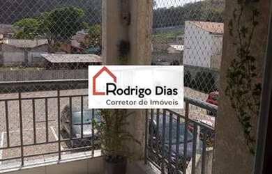 Imagem: O apartamento possui 3 Dormitórios, 1 Banheiro, 1 Vaga na garagem