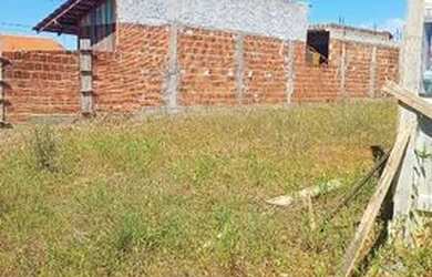 Imagem: O terreno à venda possui e está localizado em Boehmerwald