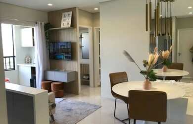 Imagem: O apartamento possui 2 Dormitórios, 1 Banheiro, 1 Vaga na garagem