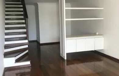 Imagem: A casa em condomínio possui 3 Dormitórios, 3 Banheiros, 2