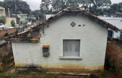 Imagem: O terreno possui 500m² de Área e está localizado em Vila