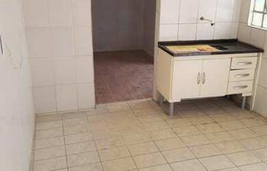 Imagem: A casa possui 1 Dormitório, 1 Banheiro e 35m² de Área e está