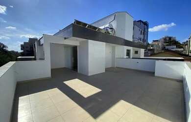 Imagem: O apartamento na cobertura possui 3 Dormitórios, 2 Banheiros