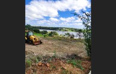 Imagem: O terreno possui 4.670m² de Área e está localizado em Parque