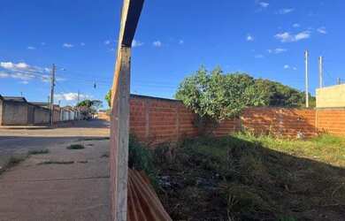 Imagem: O terreno possui 245m² de Área e está localizado em Jardim