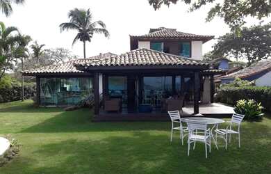 Imagem 6: Casa de temporada com 5 suítes, pé na areia, fora de Condomínio na...