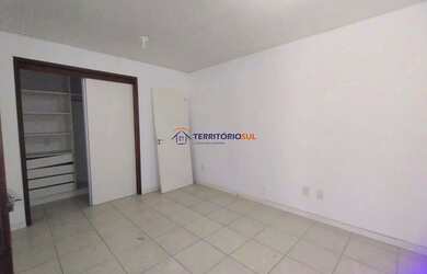 Imagem 15: Casa 3 dormitórios à venda Menino Deus Porto Alegre/RS