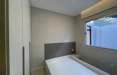 Imagem 2: Linda Casa com 3/4 sendo 01 Reformada no Condomínio Allure