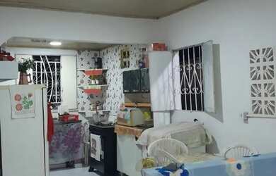 Imagem 2: Vendo essa Casa no Jorge Teixeira Santa Inês toda linda no porcelanato