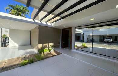 Imagem 6: Linda Casa com 3/4 sendo 01 Reformada no Condomínio Allure