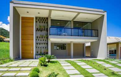 Imagem: A casa em condomínio possui 4 Dormitórios, 4 Banheiros, 280m²